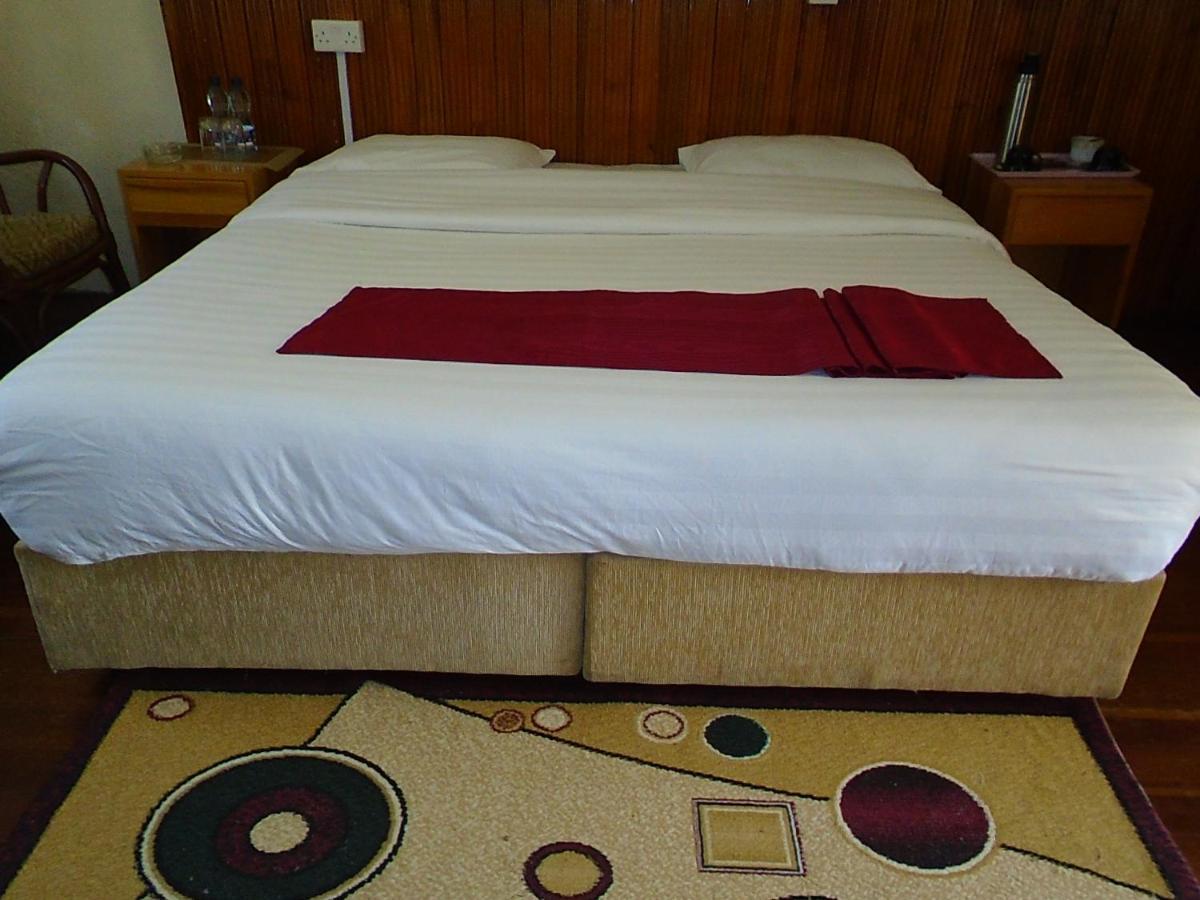 Thomsons Falls Lodge Nyahururu Екстериор снимка